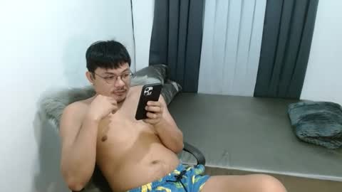 love_hottieh online show from November 14, 2025, 4:55 am