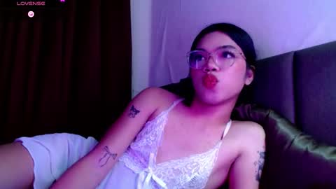 Seren online show from October 5, 2025, 12:47 pm