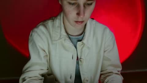 Vivian online show from January 12, 2026, 12:10 pm