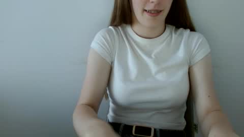 Snapshot of love_vivian chatting on June 24, 2026, 11:09 am Vivian online show from June 24, 2026, 11:09 am