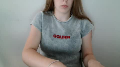 Snapshot of love_vivian chatting on July 10, 2026, 11:13 am Vivian online show from July 10, 2026, 11:13 am