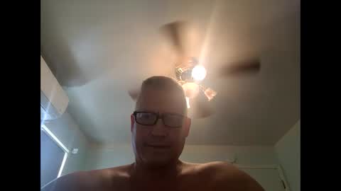 lovebuttplay1 online show from September 26, 2025, 2:21 pm