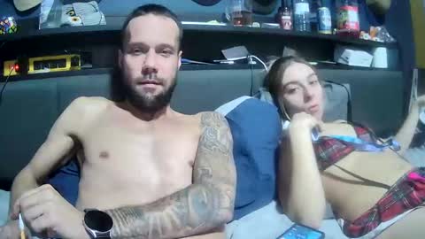 lovecoupleqc online show from November 9, 2025, 7:28 am