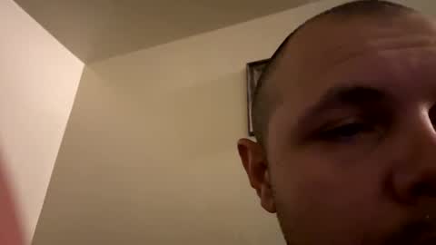 lovecurve_ online show from September 11, 2025, 10:48 am