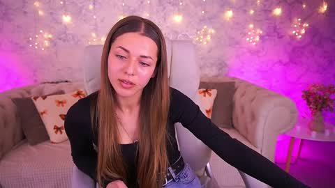 loveedove online show from March 31, 2026, 1:33 pm