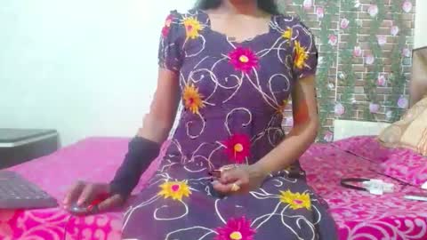 Divya online show from February 9, 2025, 8:44 am