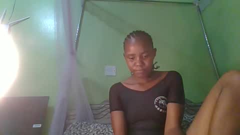 Snapshot of lovegal335 chatting on December 3, 2025, 9:46 pm lovegal335 online show from December 3, 2025, 9:46 pm