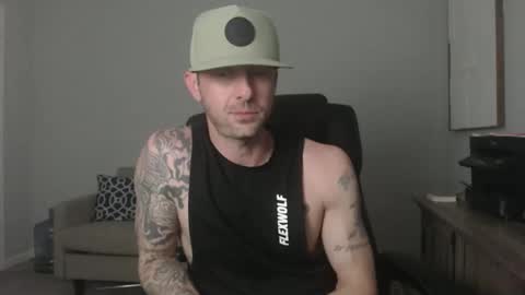 Snapshot of lovehatelovers chatting on March 11, 2026, 8:31 am lovehatlovers online show from March 11, 2026, 8:31 am