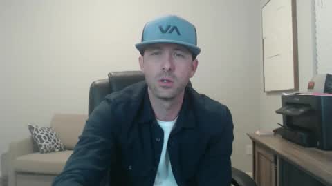 Snapshot of lovehatelovers chatting on April 7, 2026, 7:20 am lovehatlovers online show from April 7, 2026, 7:20 am