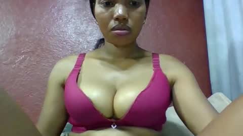 Snapshot of loveinlife750427 chatting on February 17, 2026, 6:54 am loveinlife750427 online show from February 17, 2026, 6:54 am