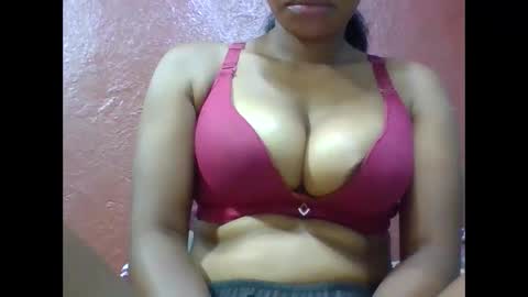 Snapshot of loveinlife750427 chatting on February 22, 2026, 3:40 am loveinlife750427 online show from February 22, 2026, 3:40 am