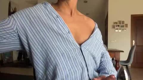 Loveisperfect online show from February 27, 2026, 7:41 am