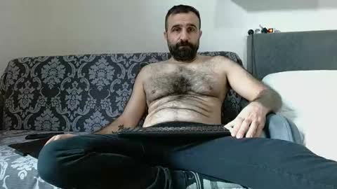 loveivat80 online show from February 27, 2026, 5:51 am