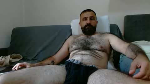 loveivat80 online show from May 30, 2026, 6:21 am