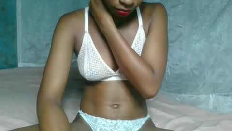 lovelaspice online show from March 27, 2026, 8:08 pm