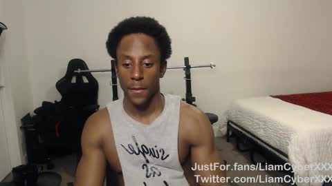 Snapshot of loveleexd21 chatting on February 2, 2025, 4:05 am loveleexd21 online show from February 2, 2025, 4:05 am