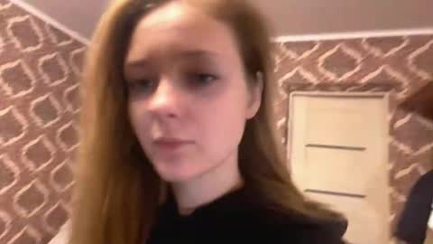 Ella online show from November 8, 2025, 6:13 am