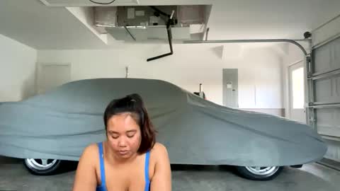 Love online show from February 1, 2025, 10:34 pm