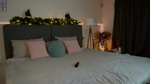 lovely___maria online show from January 8, 2026, 7:27 pm