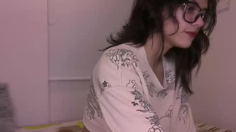 Allyson 3 online show from October 3, 2025, 12:40 am