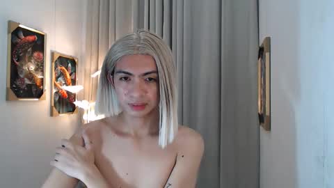 alwina online show from April 18, 2026, 8:42 pm