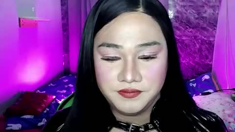 lovely_coleen online show from November 19, 2025, 4:18 pm