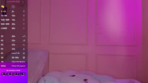 Emma online show from November 14, 2025, 1:32 pm