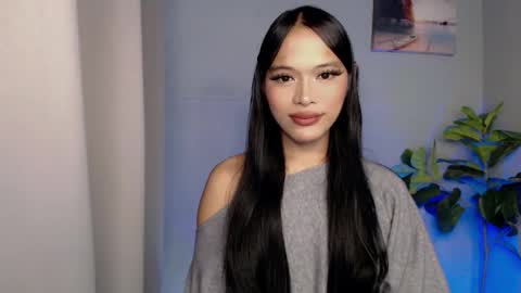 lovely_felicity online show from October 8, 2025, 9:18 am