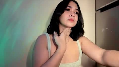 LOVE online show from November 9, 2025, 12:58 pm