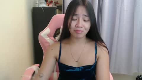 lovely_leah23 online show from October 8, 2025, 5:16 am