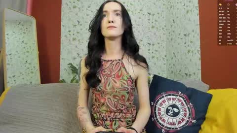 Snapshot of lovely_lo chatting on June 4, 2026, 1:28 pm lovely_lo online show from June 4, 2026, 1:28 pm