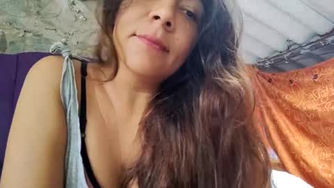 Maya online show from November 17, 2025, 3:18 pm