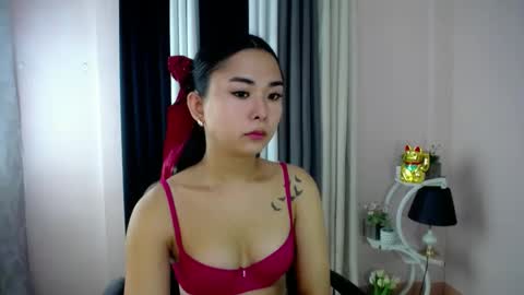 Snapshot of lovely_maria_x chatting on February 23, 2025, 12:41 am Maria online show from February 23, 2025, 12:41 am