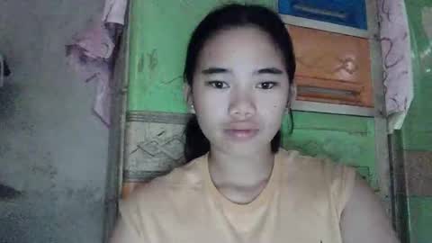 lovely_marie572336 online show from February 22, 2026, 12:01 am