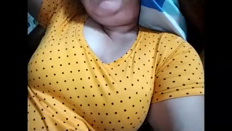 lovely_orchid online show from March 10, 2026, 6:51 am