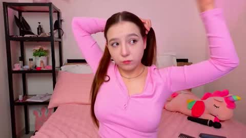Lolly online show from September 20, 2025, 1:39 am