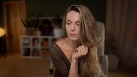 Snapshot of lovely_tammy chatting on October 16, 2025, 1:56 pm Very miss youWill be back soon Tammy online show from October 16, 2025, 1:56 pm