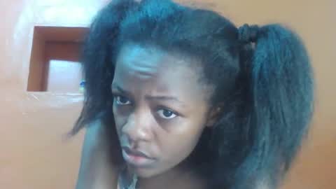 Lovely yvonne online show from October 24, 2025, 12:19 am