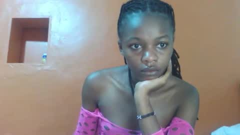 Lovely yvonne online show from November 15, 2025, 6:15 pm