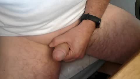 lovelybear2000 online show from June 16, 2026, 1:25 pm