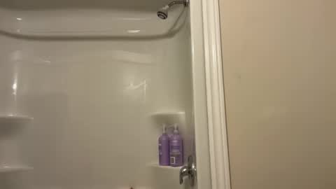 lovelykatiebabe online show from March 6, 2026, 2:35 pm