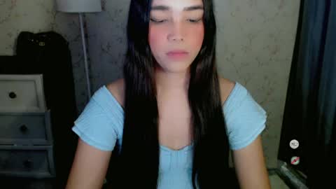 Snapshot of lovelylaiza chatting on June 26, 2026, 2:05 am Cutie Laiza online show from June 26, 2026, 2:05 am