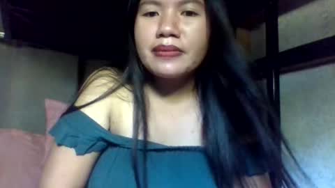 Snapshot of lovelymocha27 chatting on November 28, 2025, 4:48 am lovelymocha27s online show from November 28, 2025, 4:48 am