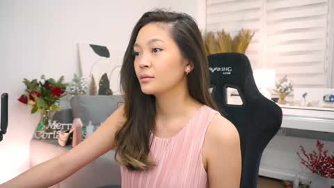 kim online show from December 25, 2024, 6:41 pm