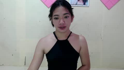 lovelypetitebigcock online show from December 26, 2024, 2:44 am