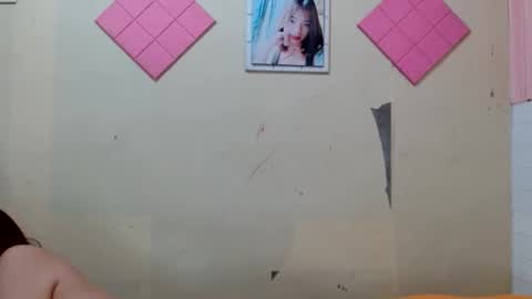 lovelypetitebigcock online show from November 28, 2025, 7:00 am