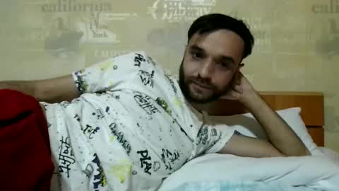 lovemastrubate243958 online show from December 4, 2025, 12:03 pm