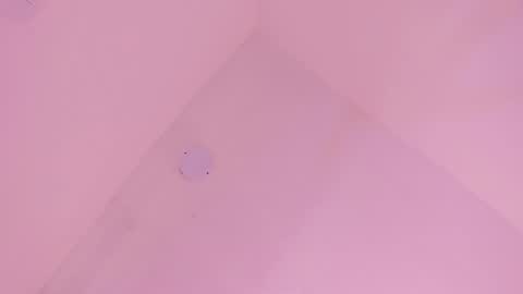 L O V E  online show from January 10, 2026, 11:56 am