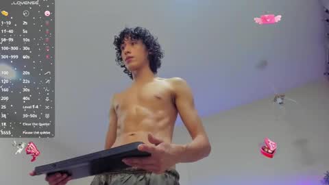 loverboy8_ online show from January 8, 2025, 5:59 am