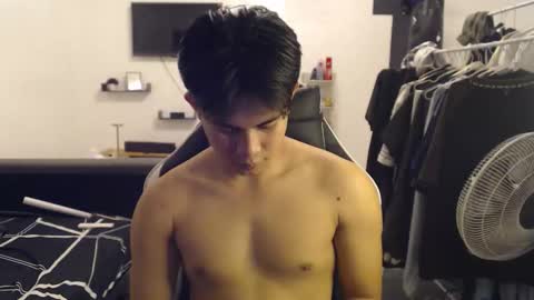 loverboyph04 online show from October 8, 2025, 4:43 am